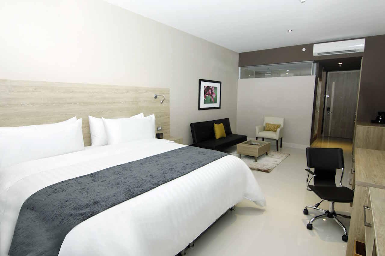 فندق جي اتش ال كولكشن بارانكويلا المظهر الخارجي الصورة A room at the hotel