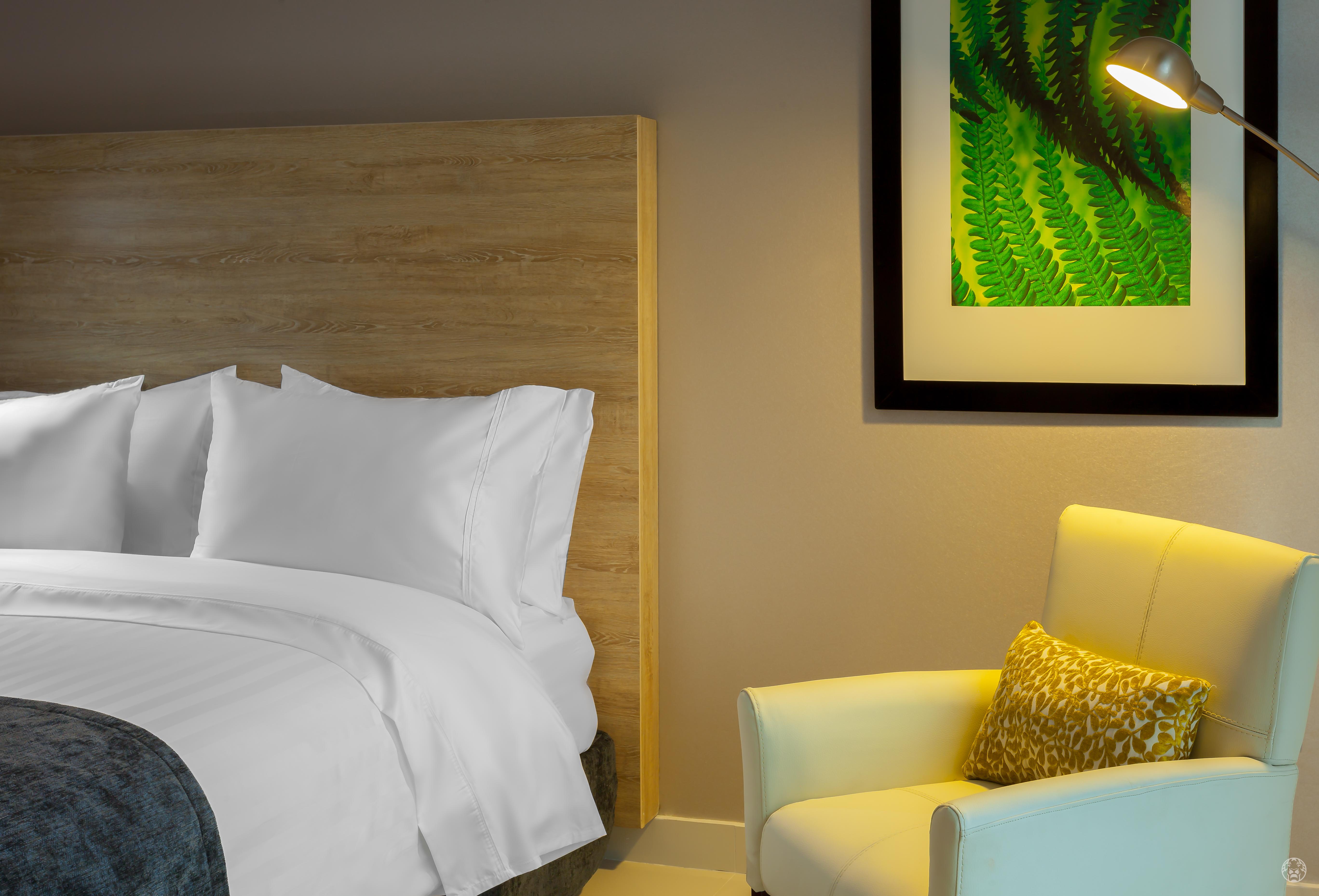 فندق جي اتش ال كولكشن بارانكويلا المظهر الخارجي الصورة A room at the Hilton Garden Inn
